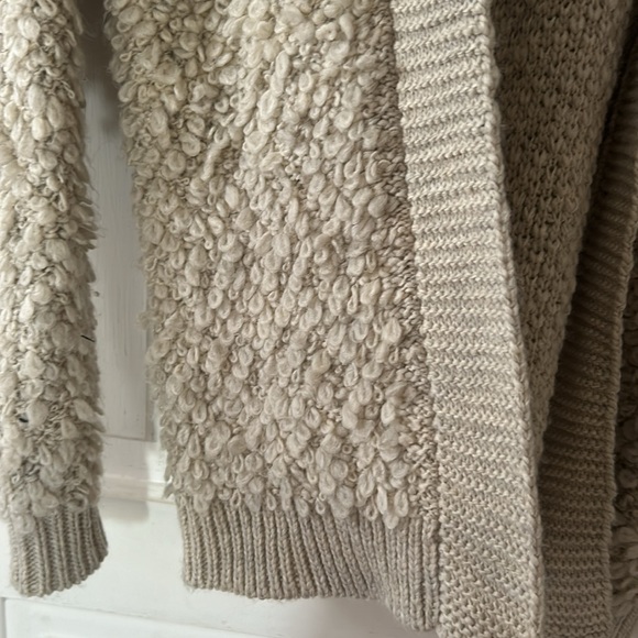 aerie fuzzy cardigan size small - Picture 4 of 6